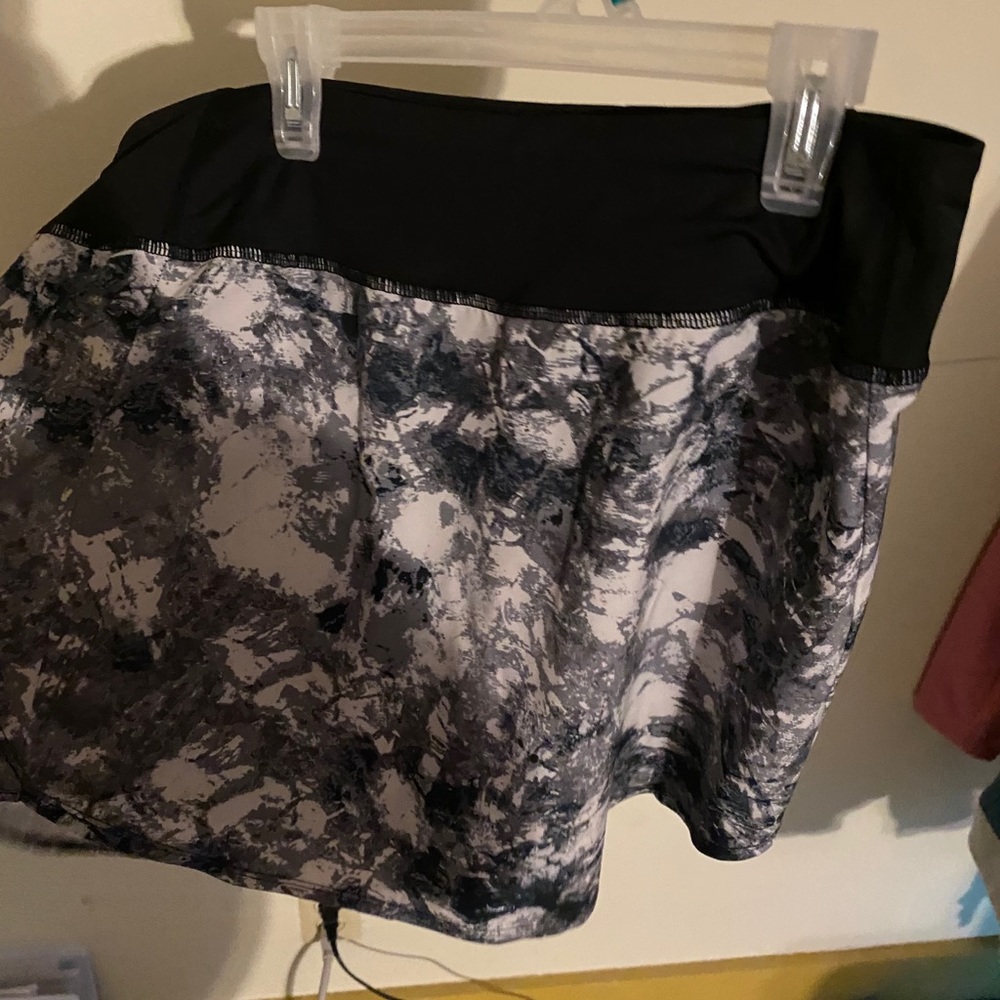 skort